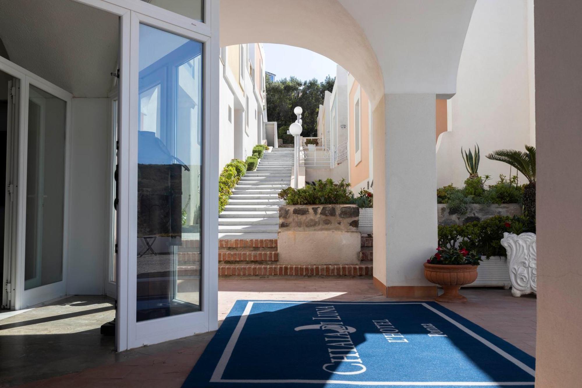 Hotel Chiaia Di Luna Ponza Exterior foto