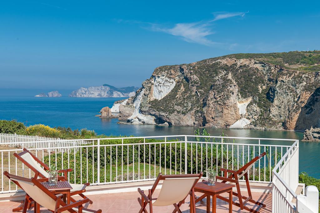 Hotel Chiaia Di Luna Ponza Exterior foto